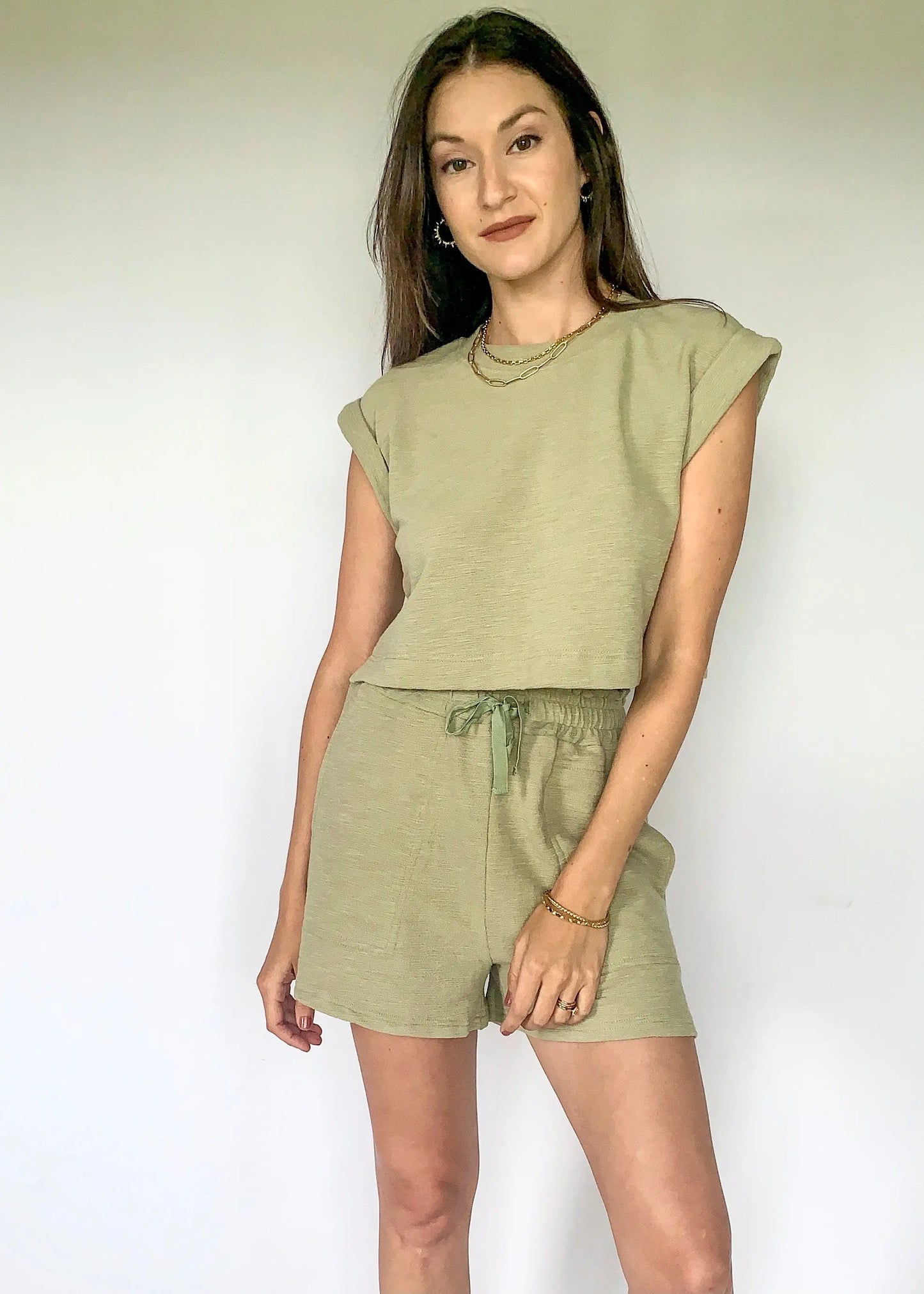 The Tiny Details Olive Solid Textured Crop Top