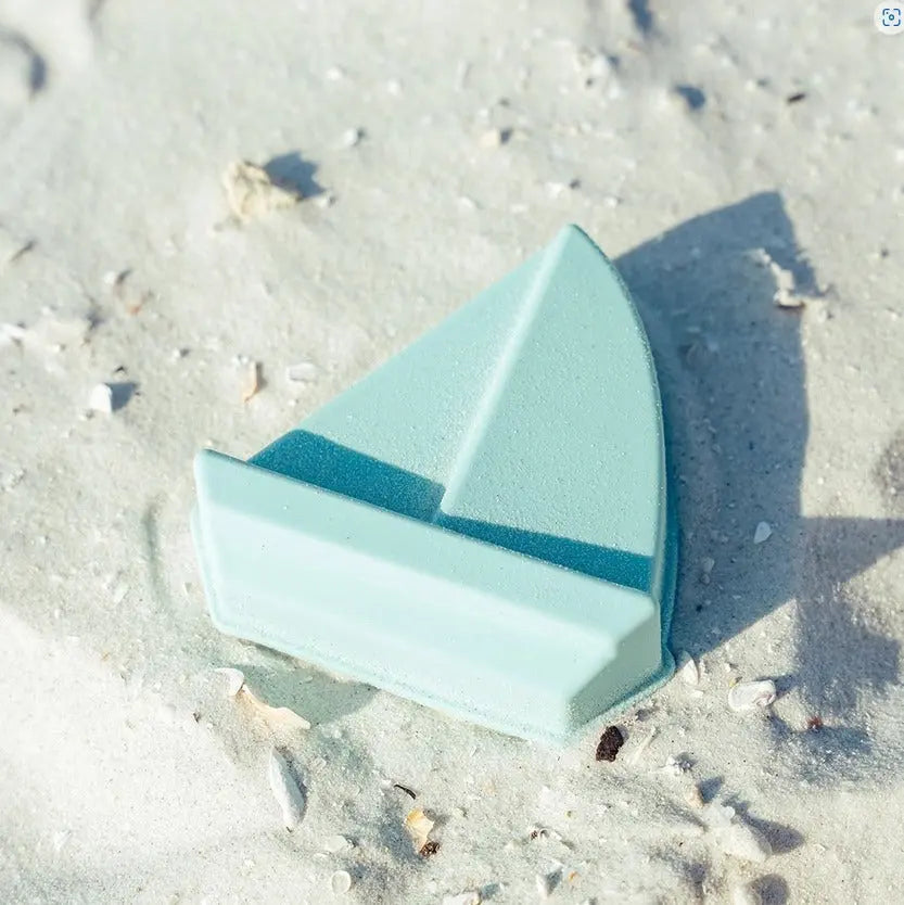 The Tiny Details Beach Bucket Silicone Toy Set