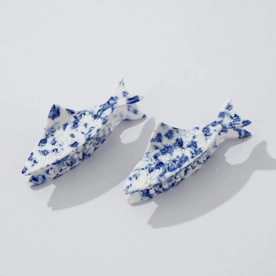 Coastal Blue Fish Hair Claw - The Tiny Details